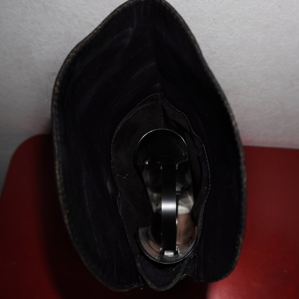 Women's Vince Camuto Black Leather Knee High Riding Studded Fashion Boots 7.5 - Picture 9 of 9